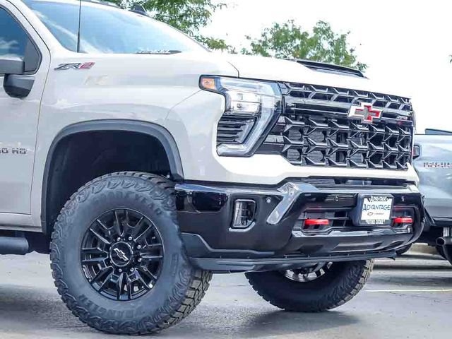 New 2026 Chevrolet Silverado 2500 ZR2 w/ Snow Plow Prep/Camper Package AWD/4WD image 3