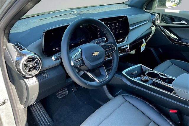 New 2026 Chevrolet Equinox LT w/ Convenience Package II FWD image 7