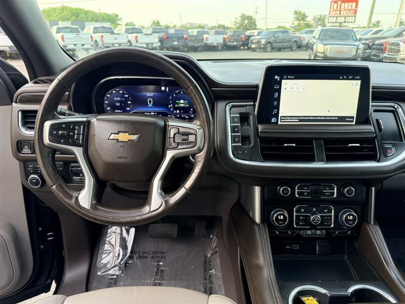 Used 2022 Chevrolet Suburban LT w/ LT Signature Package AWD/4WD image 28