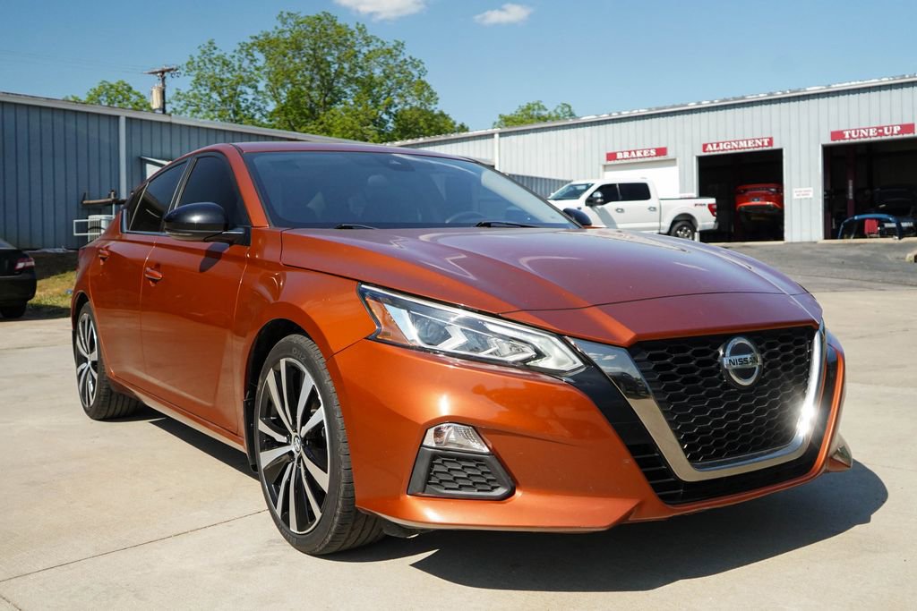 Used 2020 Nissan Altima 2.5 SR w/ Premium Package FWD image 37