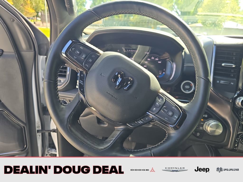 Used 2025 RAM 1500 Limited image 15
