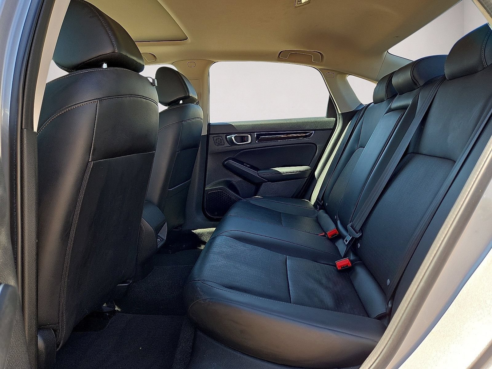 Used 2023 Honda Civic Touring image 15