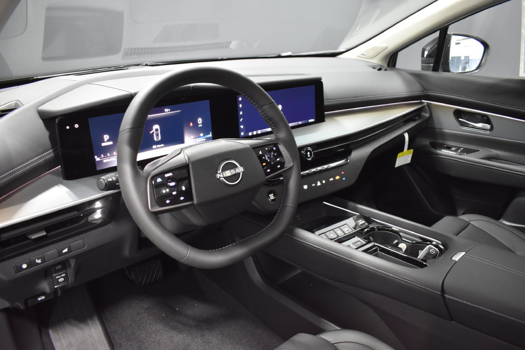 New 2026 Nissan Murano Platinum w/ Cargo Package AWD/4WD image 4
