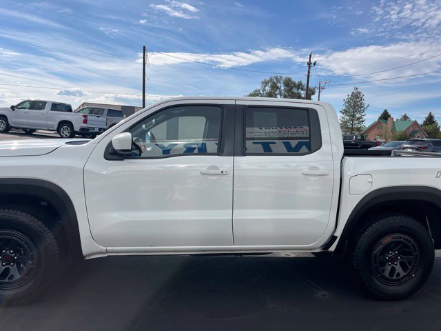 Used 2026 Nissan Frontier PRO-4X AWD/4WD image 5