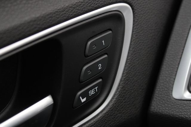Used 2020 Acura TLX FWD image 4