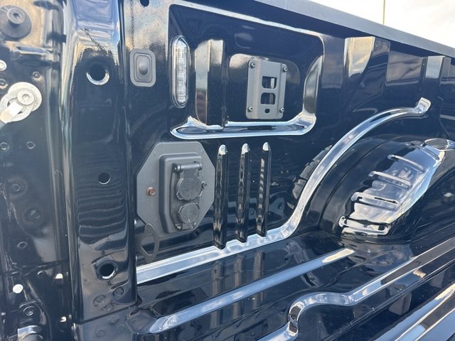 Used 2025 Ford F450 King Ranch w/ Chrome Package image 11