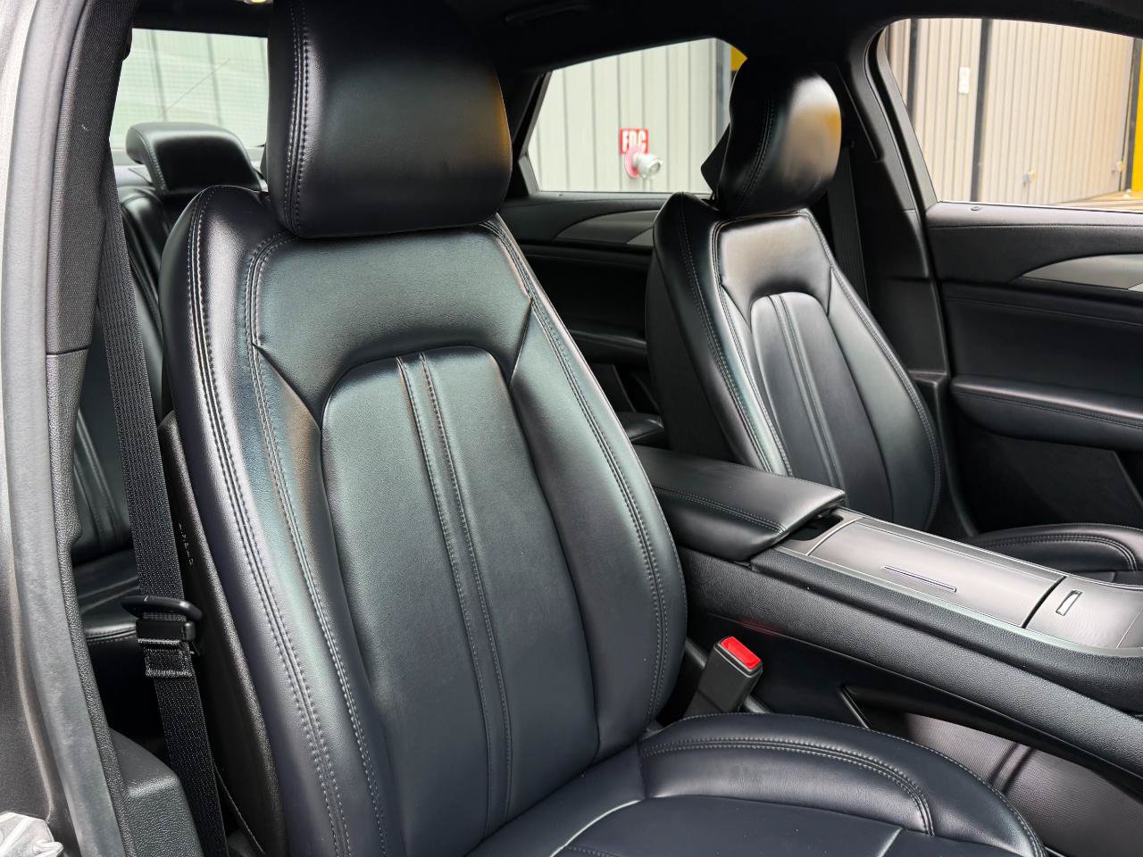 Used 2018 Lincoln MKZ Premiere w/ Magnetic Appearance Package FWD image 14