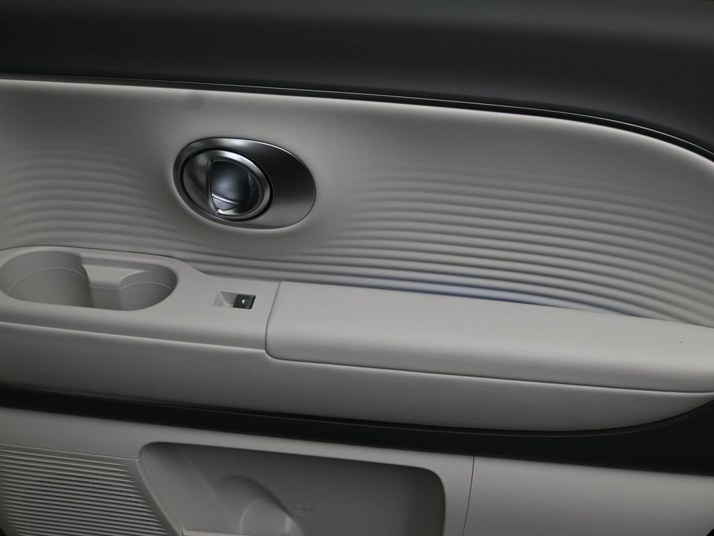 New 2026 Hyundai Ioniq 9 SEL image 14