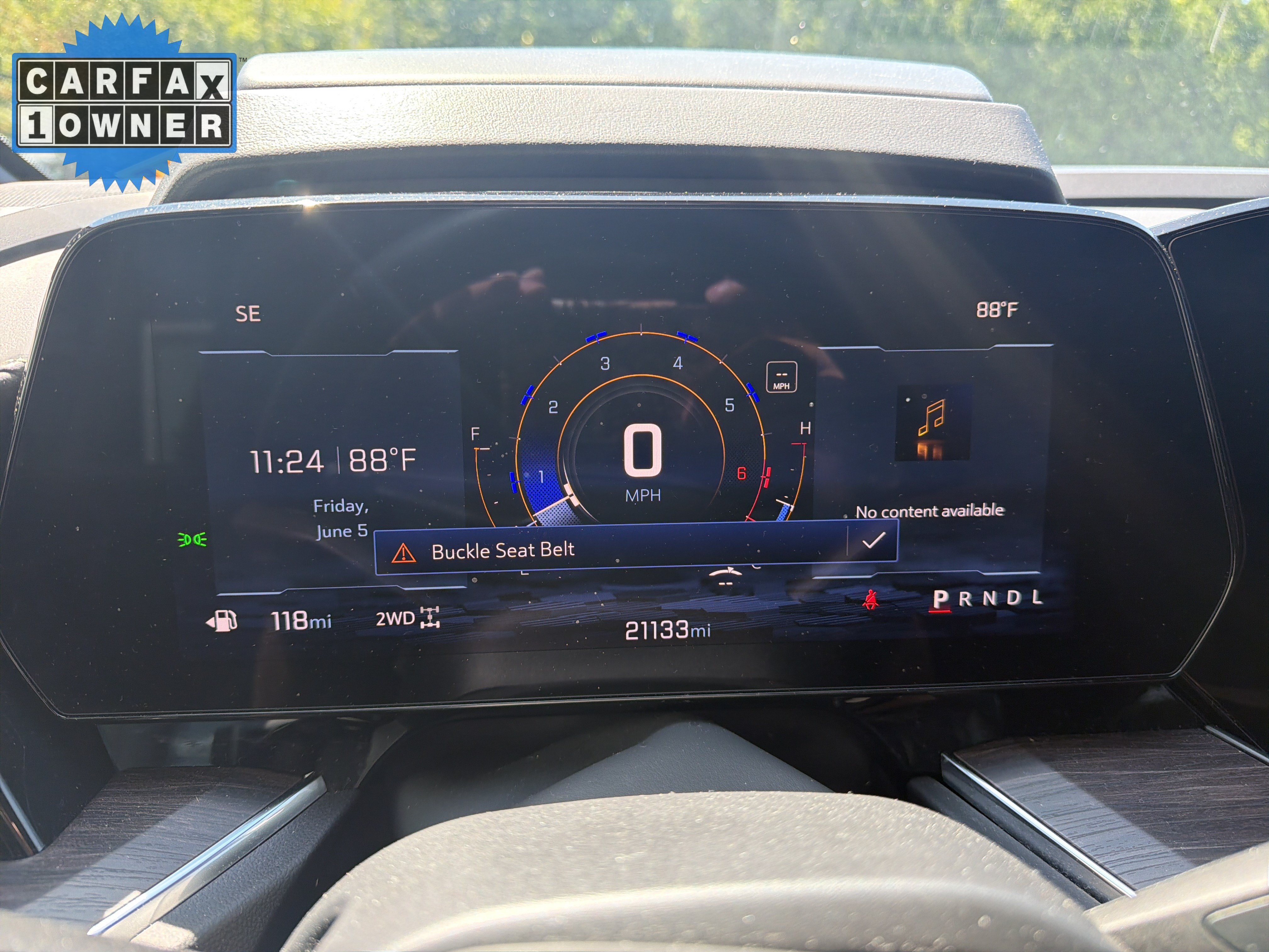 Used 2025 Chevrolet Suburban Premier AWD/4WD image 21