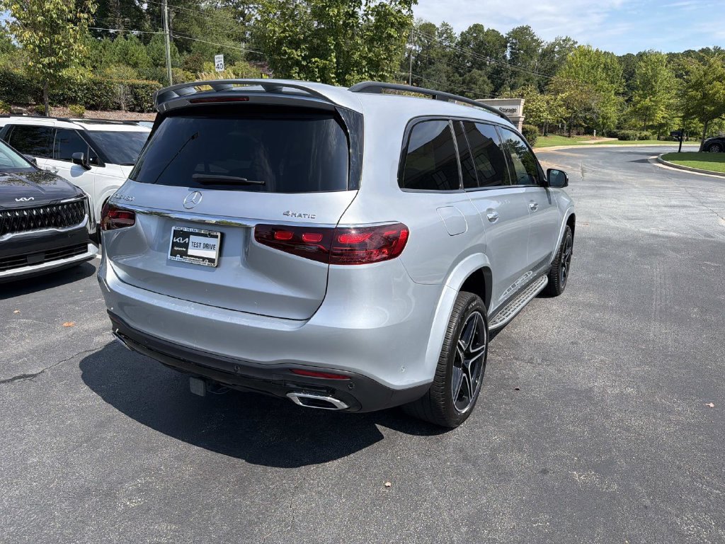 Used 2025 Mercedes-Benz GLS 450 4MATIC image 7