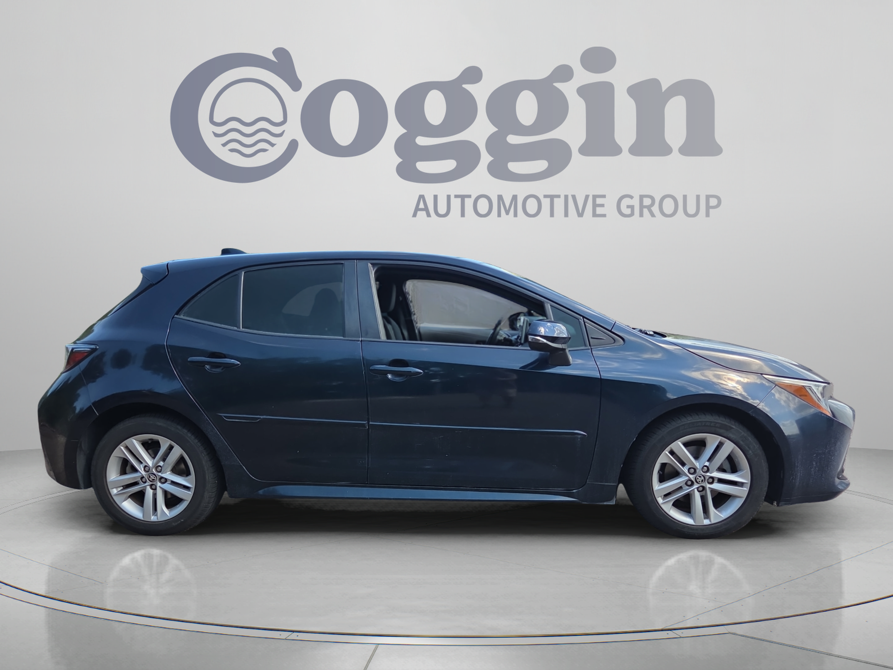 Used 2019 Toyota Corolla SE w/ SE Option Package FWD image 6