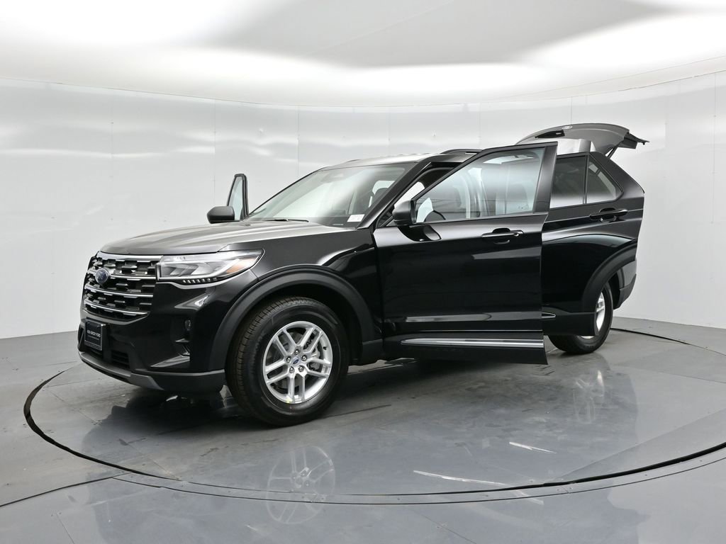 New 2025 Ford Explorer Active w/ Active Comfort Package image 30