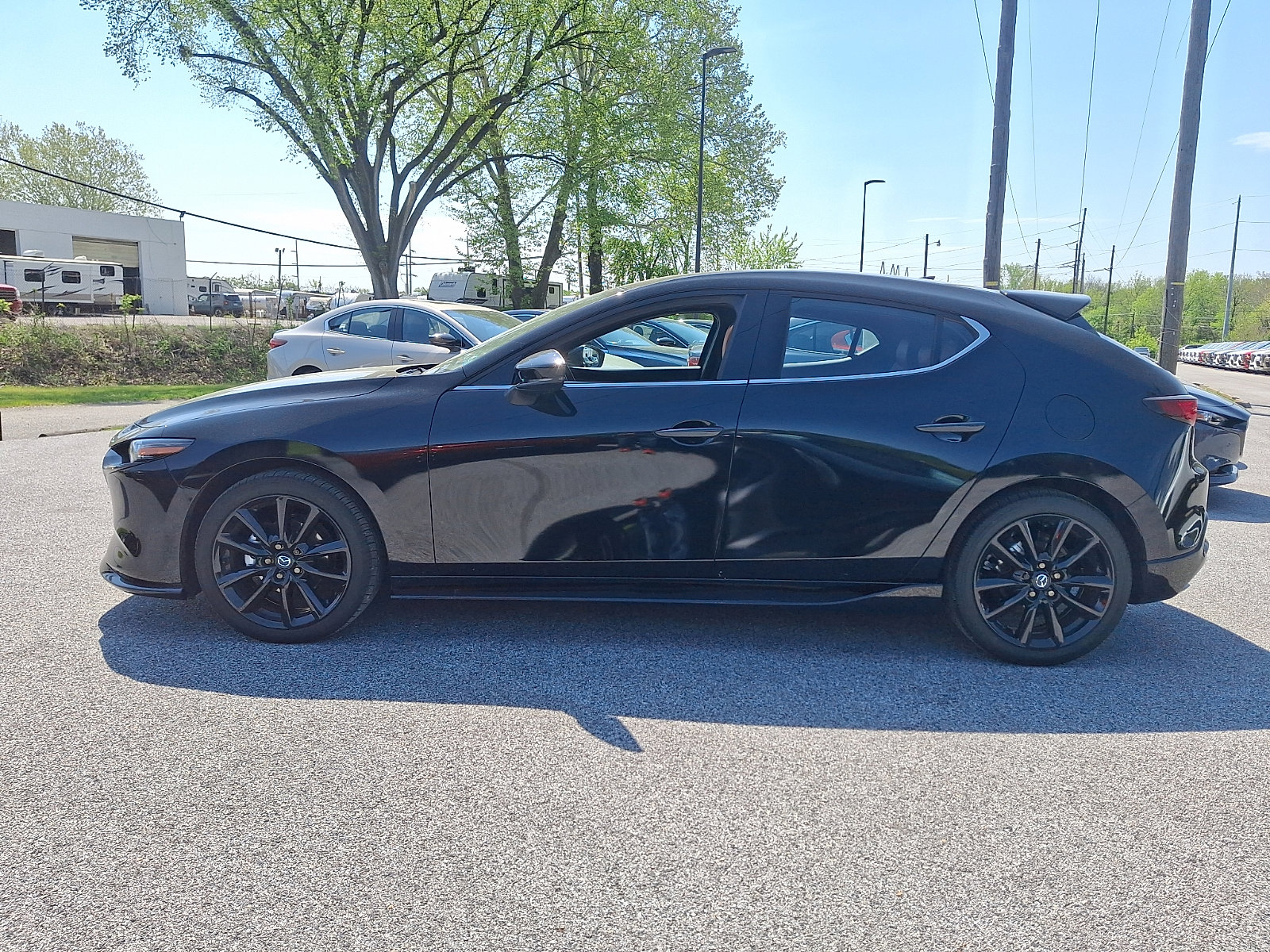 Certified 2025 MAZDA MAZDA3 2.5 S Hatchback w/ Appearance Package FWD image 4