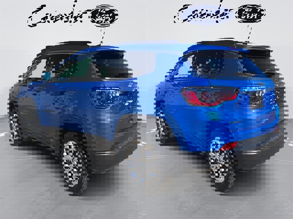 Used 2025 Jeep Compass Latitude image 6