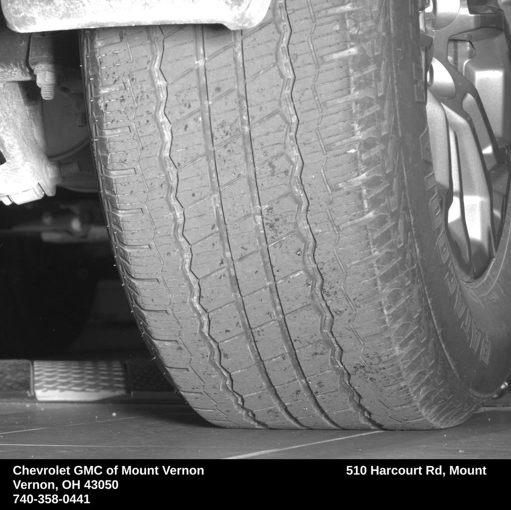 Used 2025 GMC Sierra 1500 SLT AWD/4WD image 19