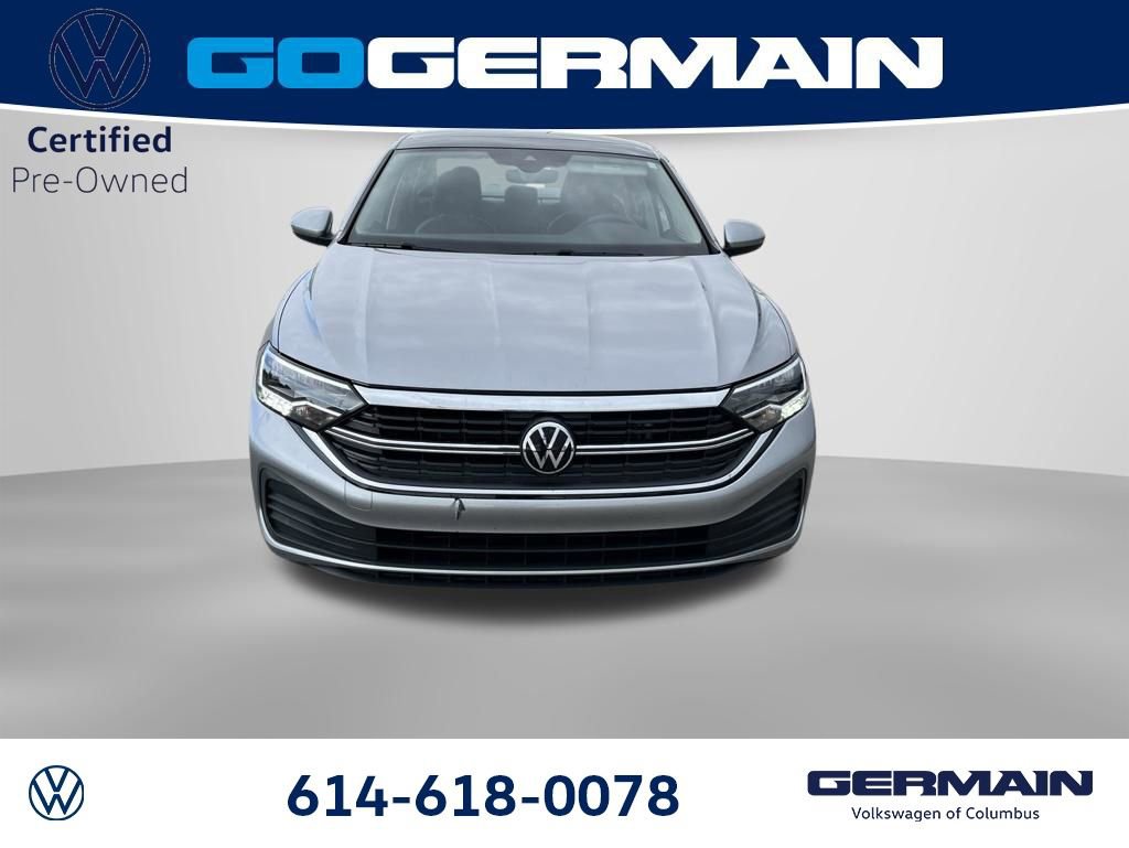 Used 2023 Volkswagen Jetta SE w/ Panoramic Sunroof Package FWD image 12