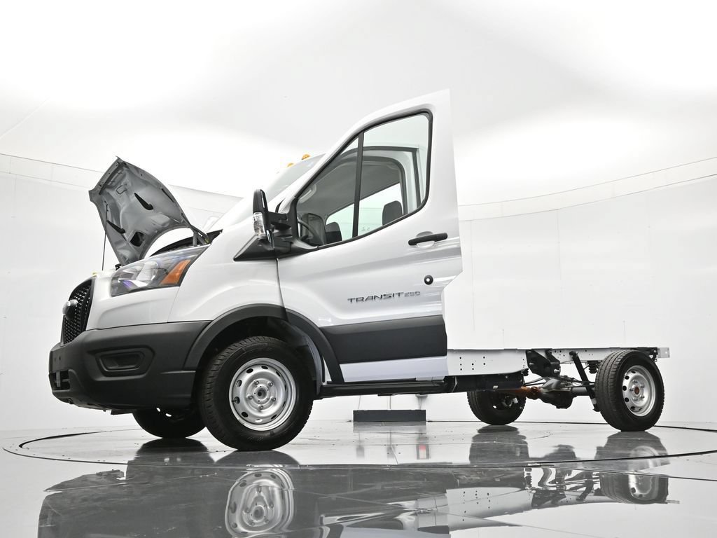 New 2025 Ford Transit 250 w/ Upfitter Package RWD image 43