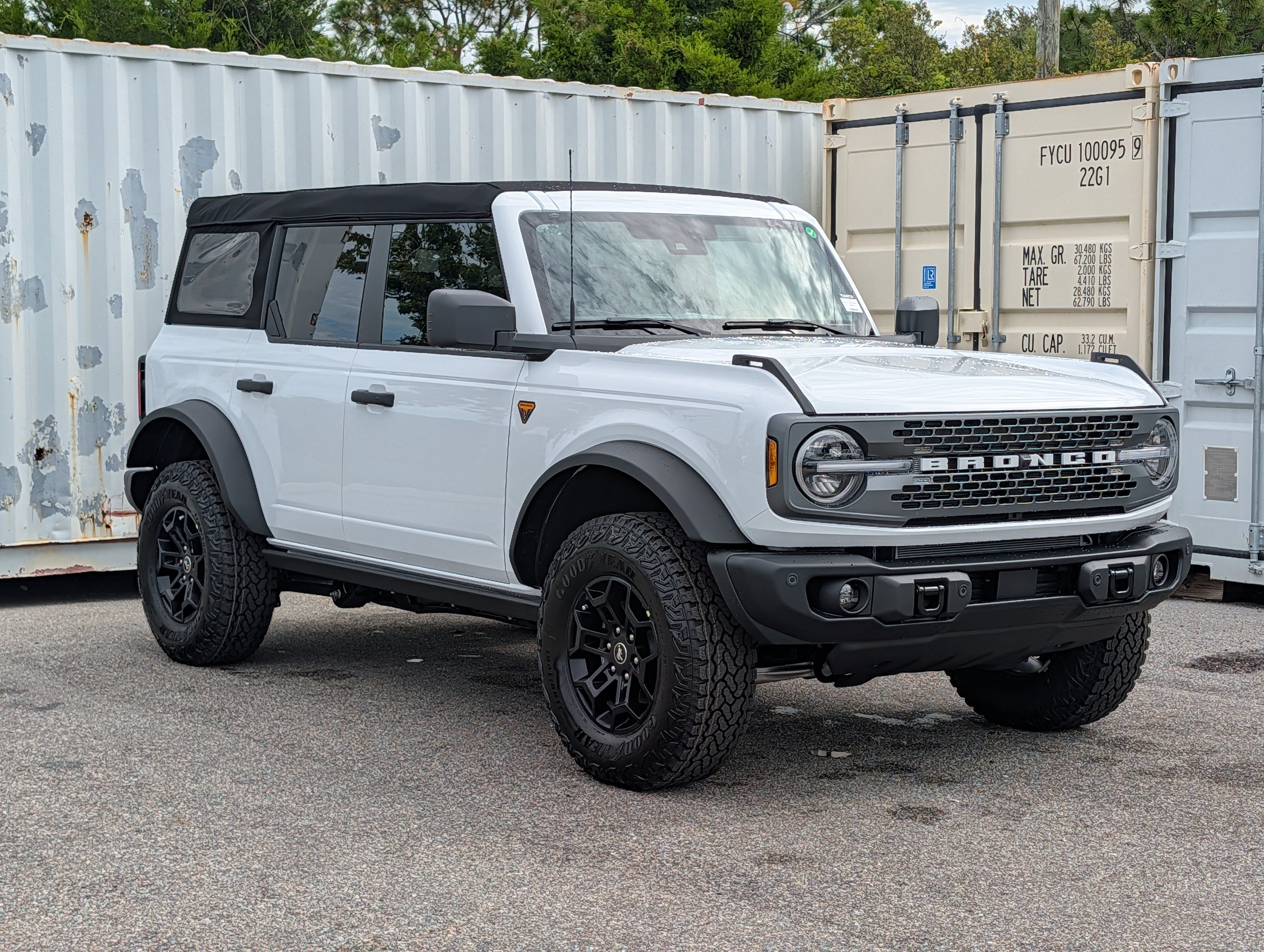 New 2026 Ford Bronco Badlands AWD/4WD image 3