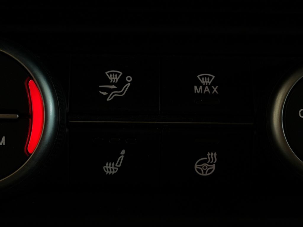 Used 2023 Alfa Romeo Stelvio Sprint AWD/4WD image 19