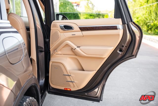 Used 2013 Porsche Cayenne AWD/4WD image 82