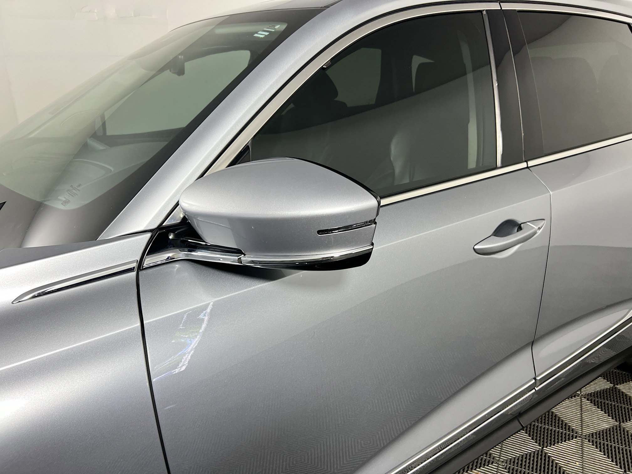Used 2022 Acura MDX SH-AWD w/ Technology Package image 12