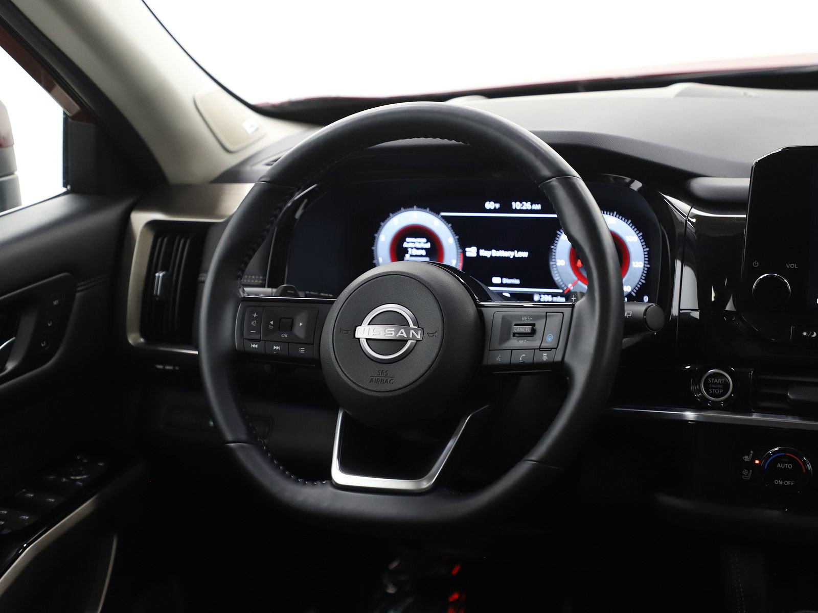 Used 2024 Nissan Pathfinder Platinum AWD/4WD image 16