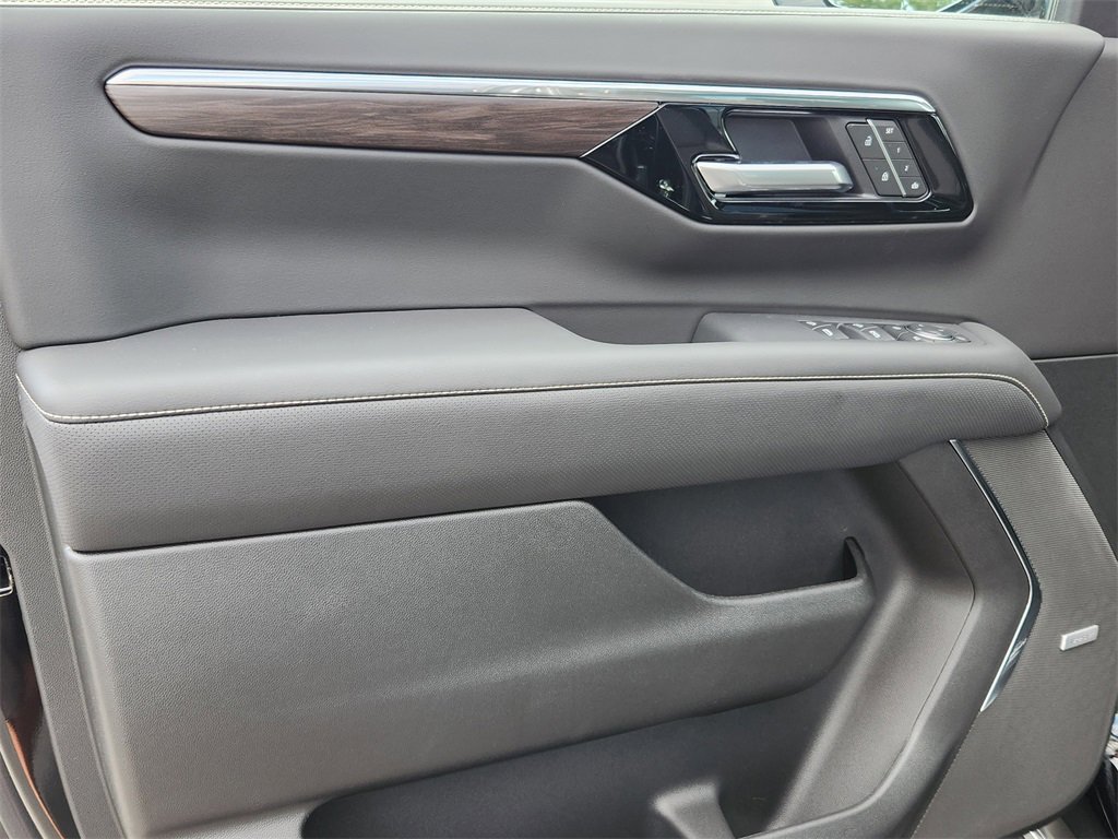 New 2026 Chevrolet Tahoe Premier image 8