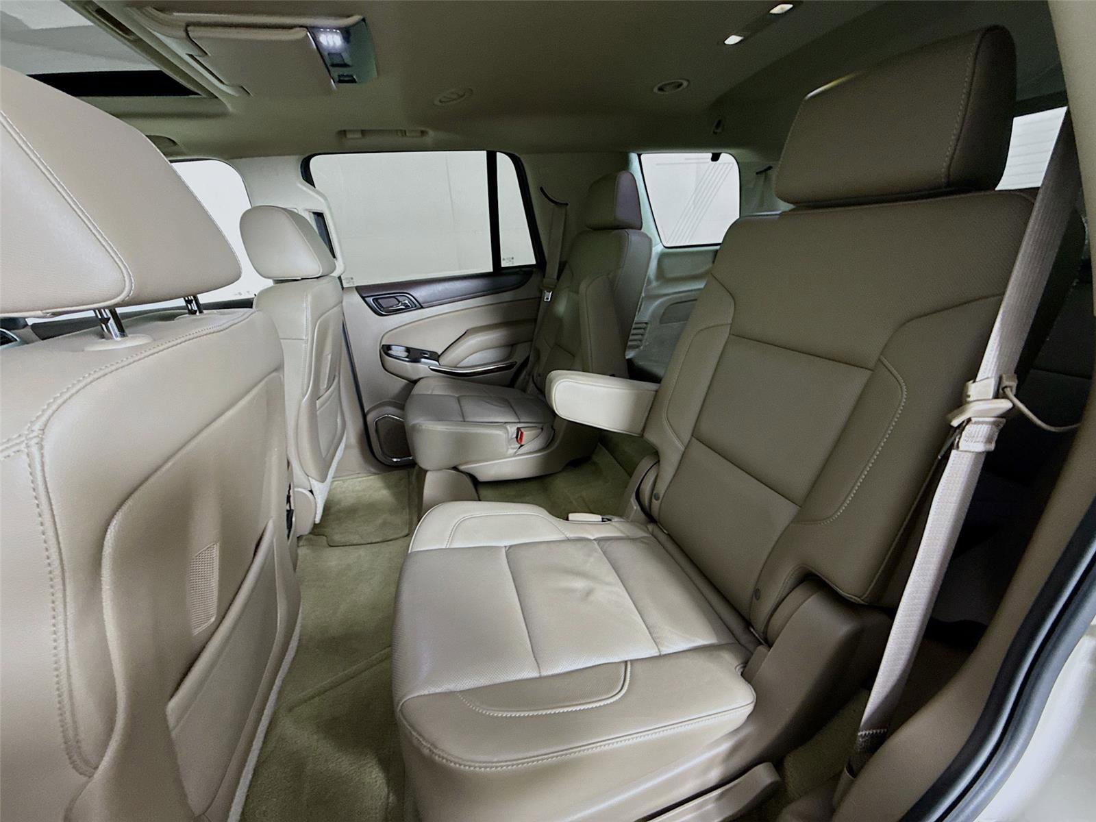 Used 2016 GMC Yukon SLT w/ Open Road Package image 11