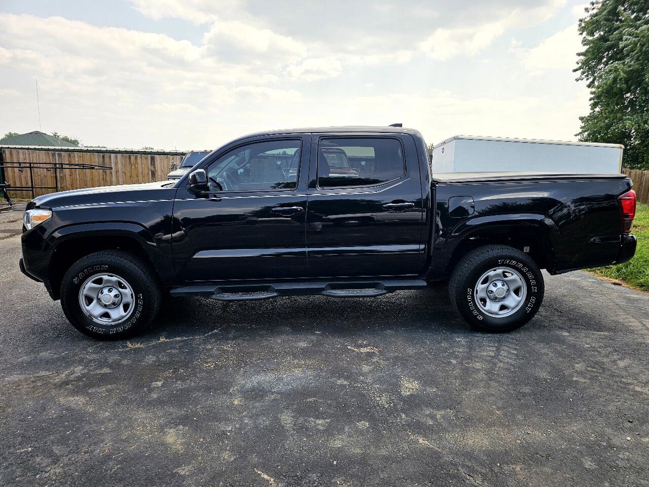 Used 2021 Toyota Tacoma SR image 7