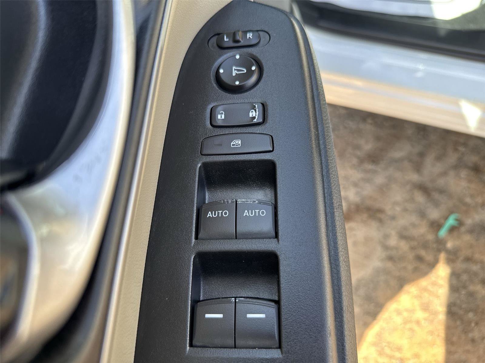 Used 2022 Honda CR-V EX-L image 13