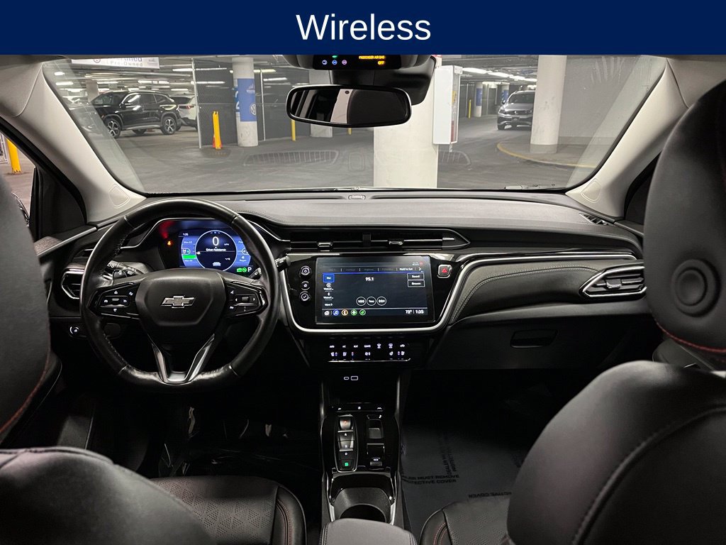 Used 2023 Chevrolet Bolt EUV LT w/ Convenience Package FWD image 7