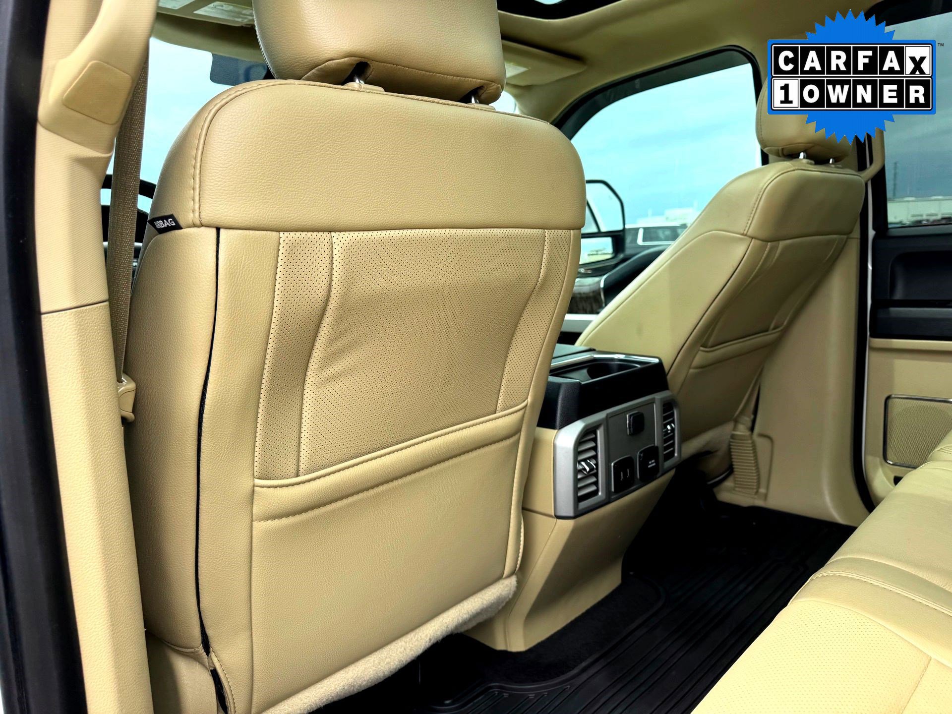 Used 2017 Ford F350 Lariat w/ Lariat Ultimate Package image 19