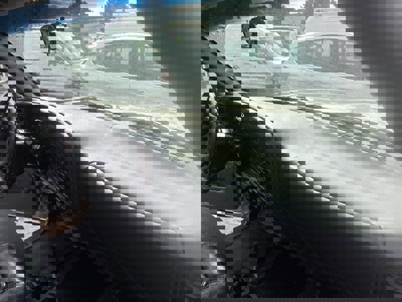 Used 2001 Chevrolet Silverado 2500 4x4 Crew Cab image 18