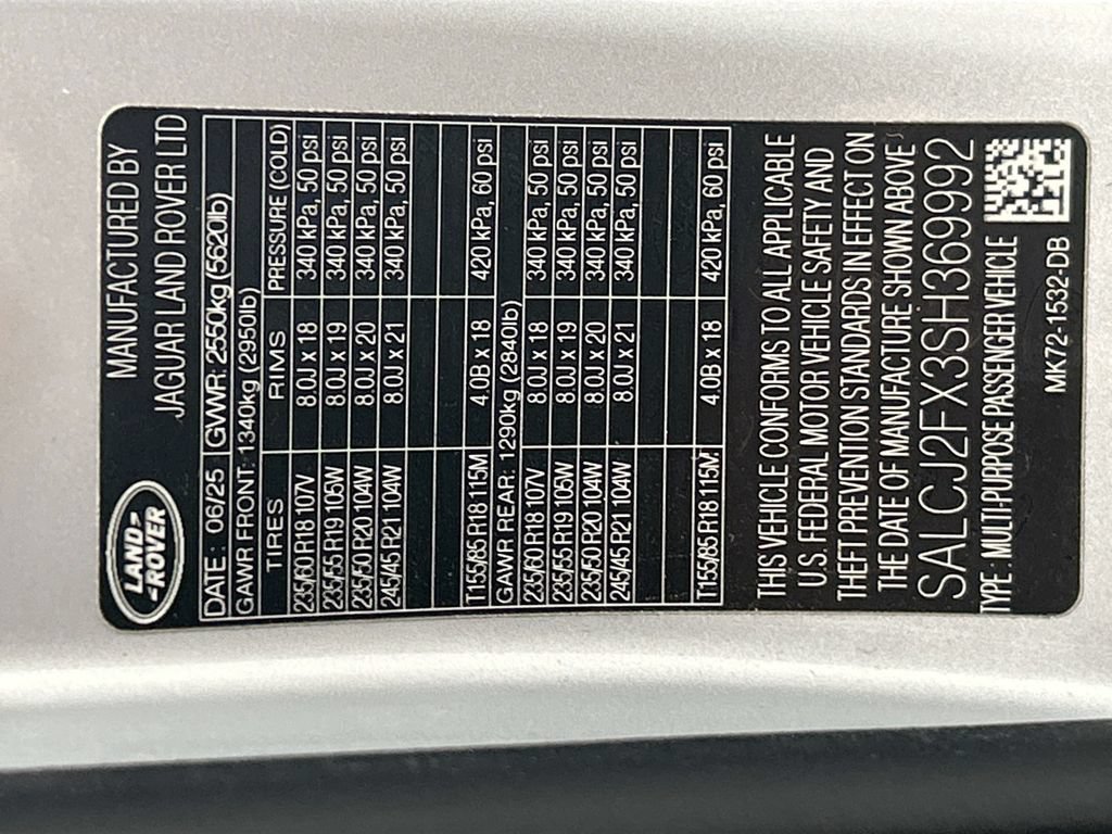 Certified 2025 Land Rover Discovery Sport S AWD/4WD image 33