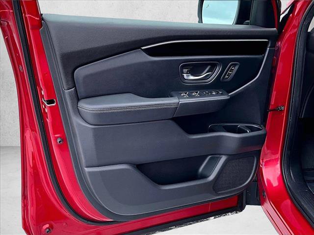 Used 2023 Honda Pilot Touring image 18