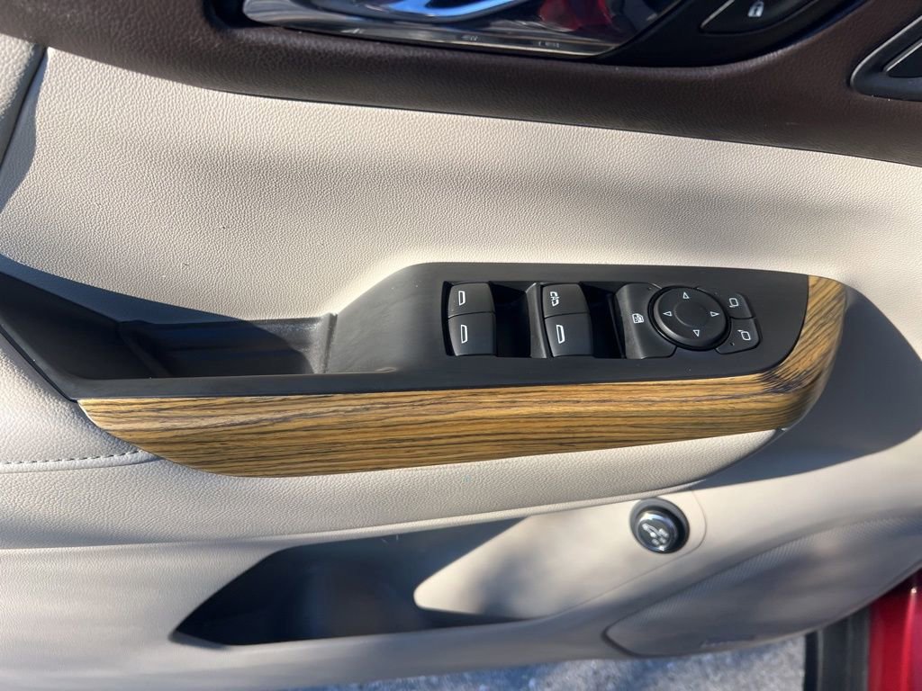 Used 2018 GMC Acadia Denali w/ Technology Package image 21