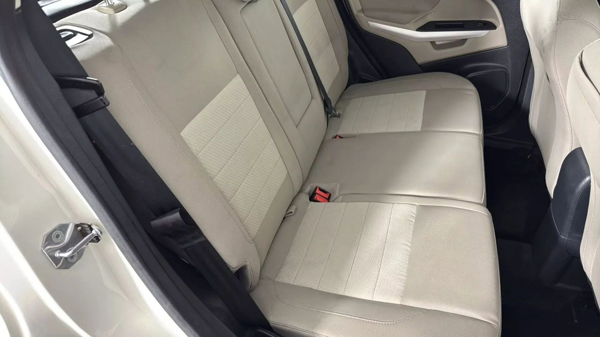 Used 2018 Ford EcoSport S FWD image 30