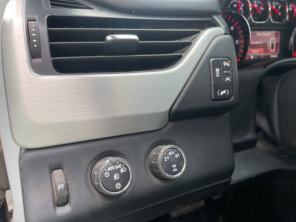 Used 2016 GMC Yukon SLT image 31