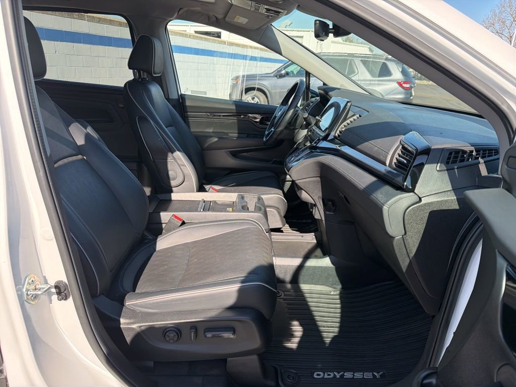 Used 2024 Honda Odyssey Elite image 27