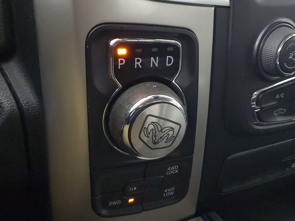 Used 2018 RAM 1500 SLT image 23