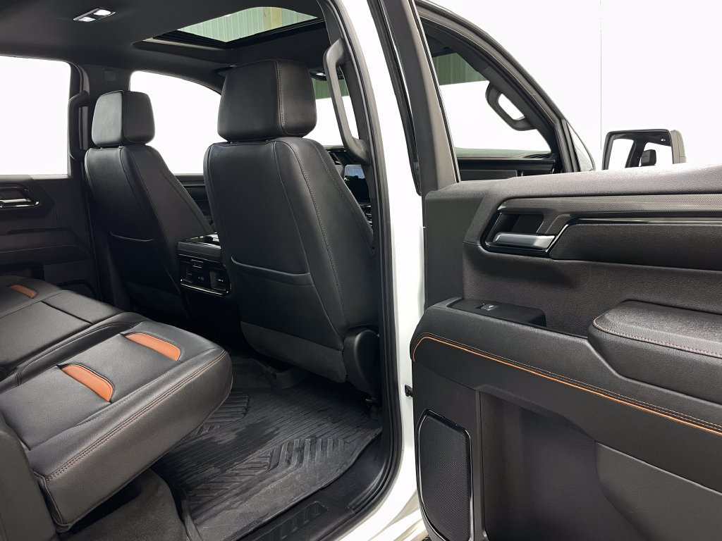 Used 2023 GMC Sierra 1500 AT4 w/ AT4 Premium Package AWD/4WD image 45