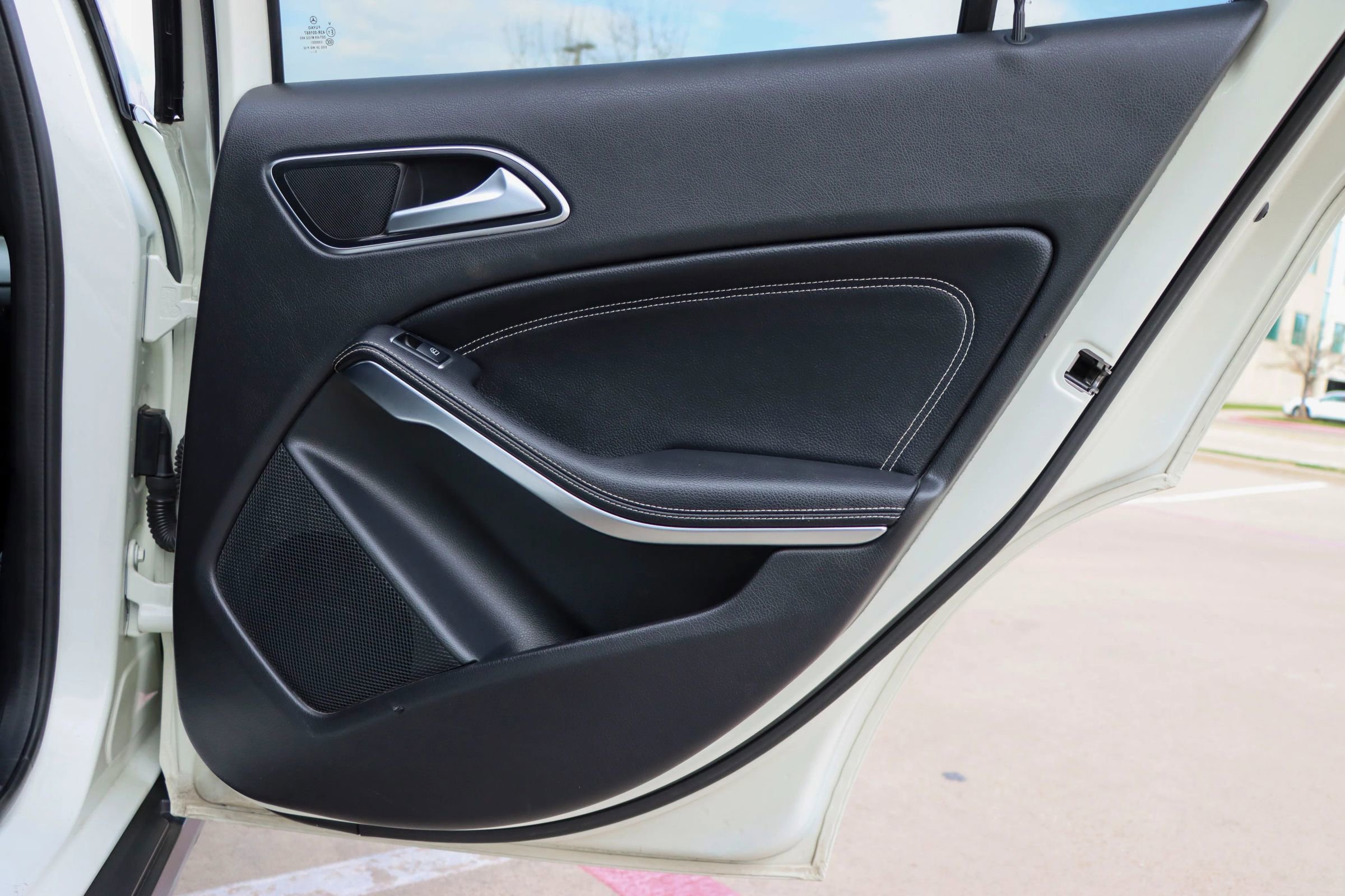 Used 2017 Mercedes-Benz GLA 250 image 11