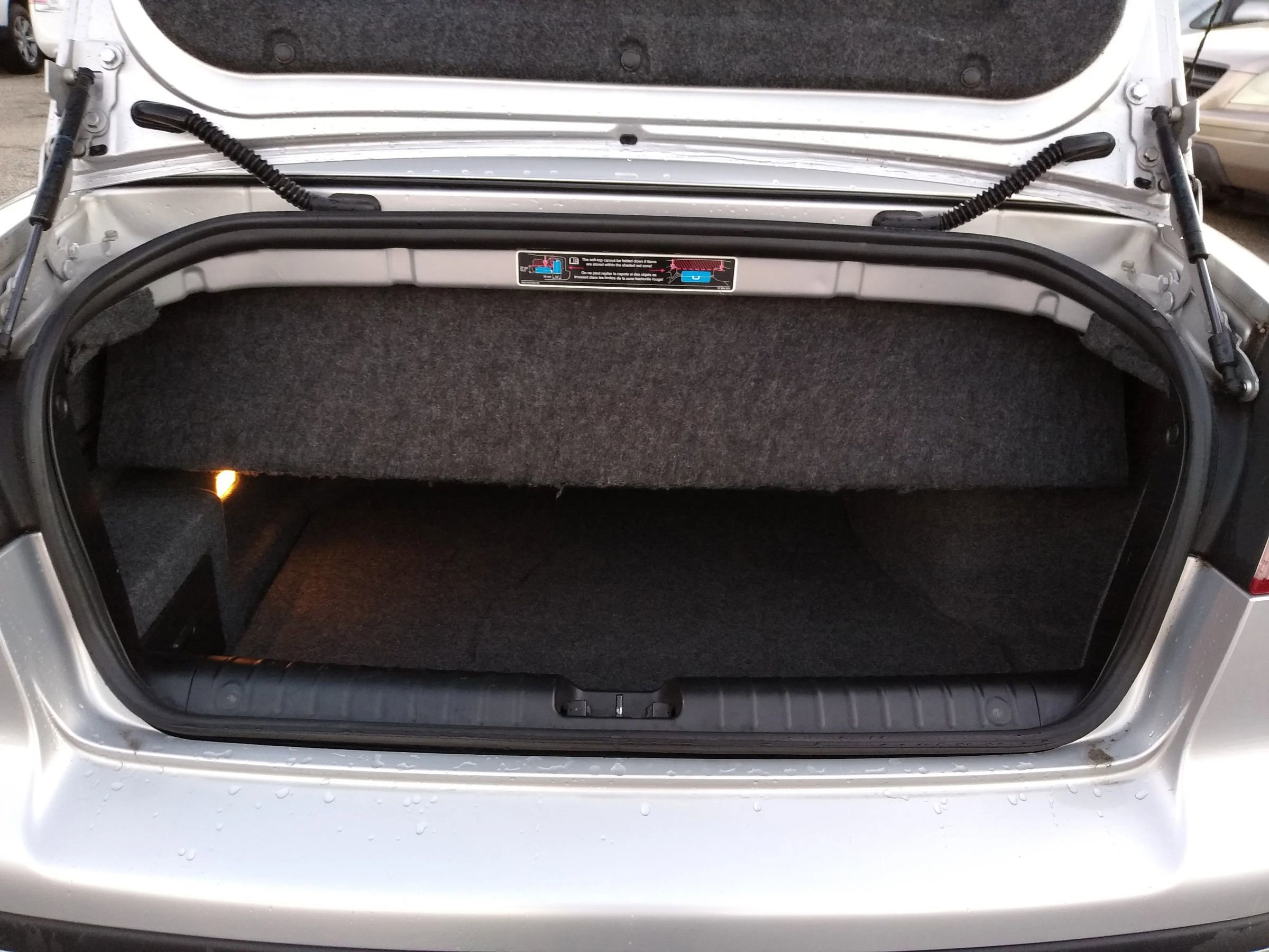 Used 2004 Saab 9-3 Aero image 12