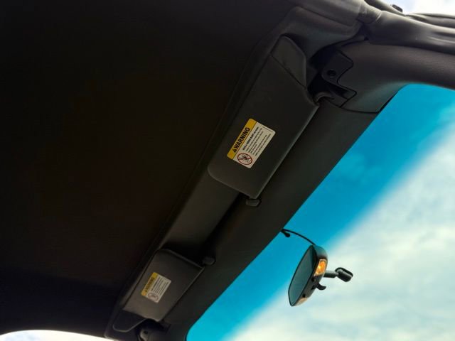 Used 2002 Ford Thunderbird image 30