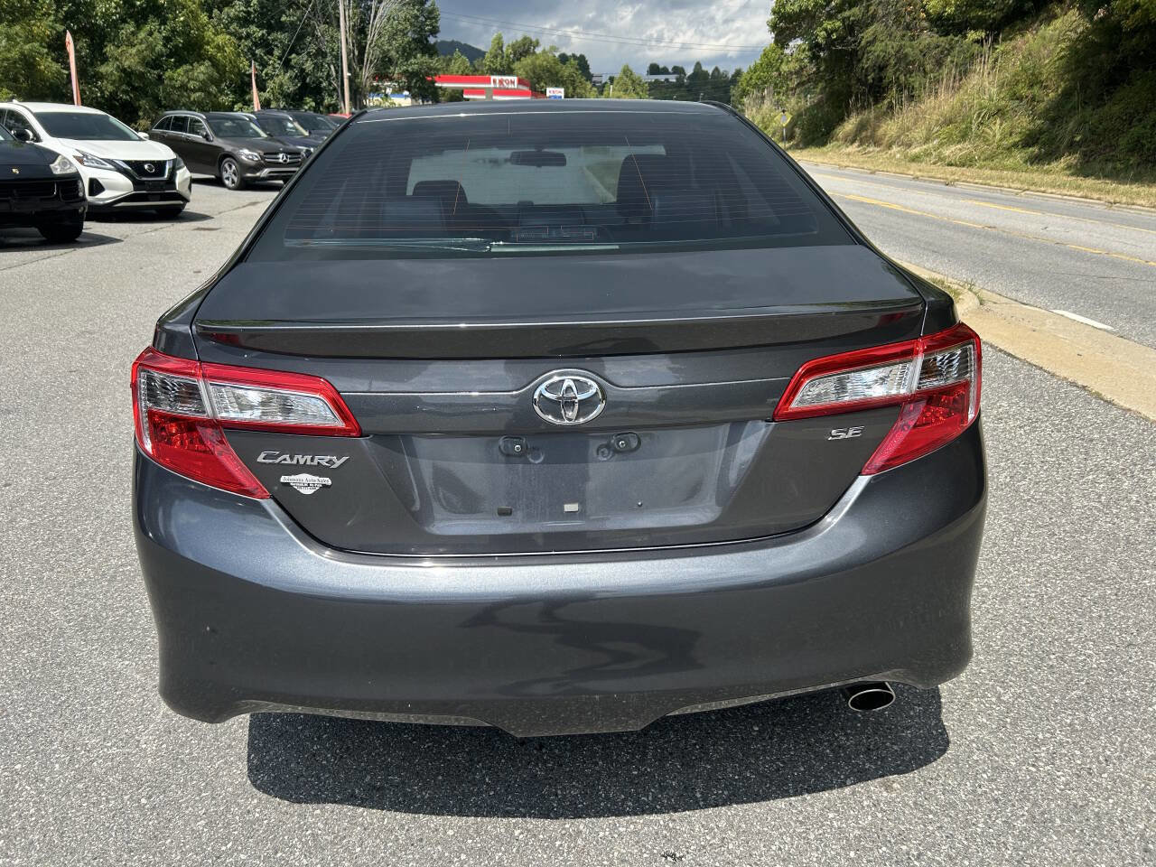 Used 2013 Toyota Camry SE image 6