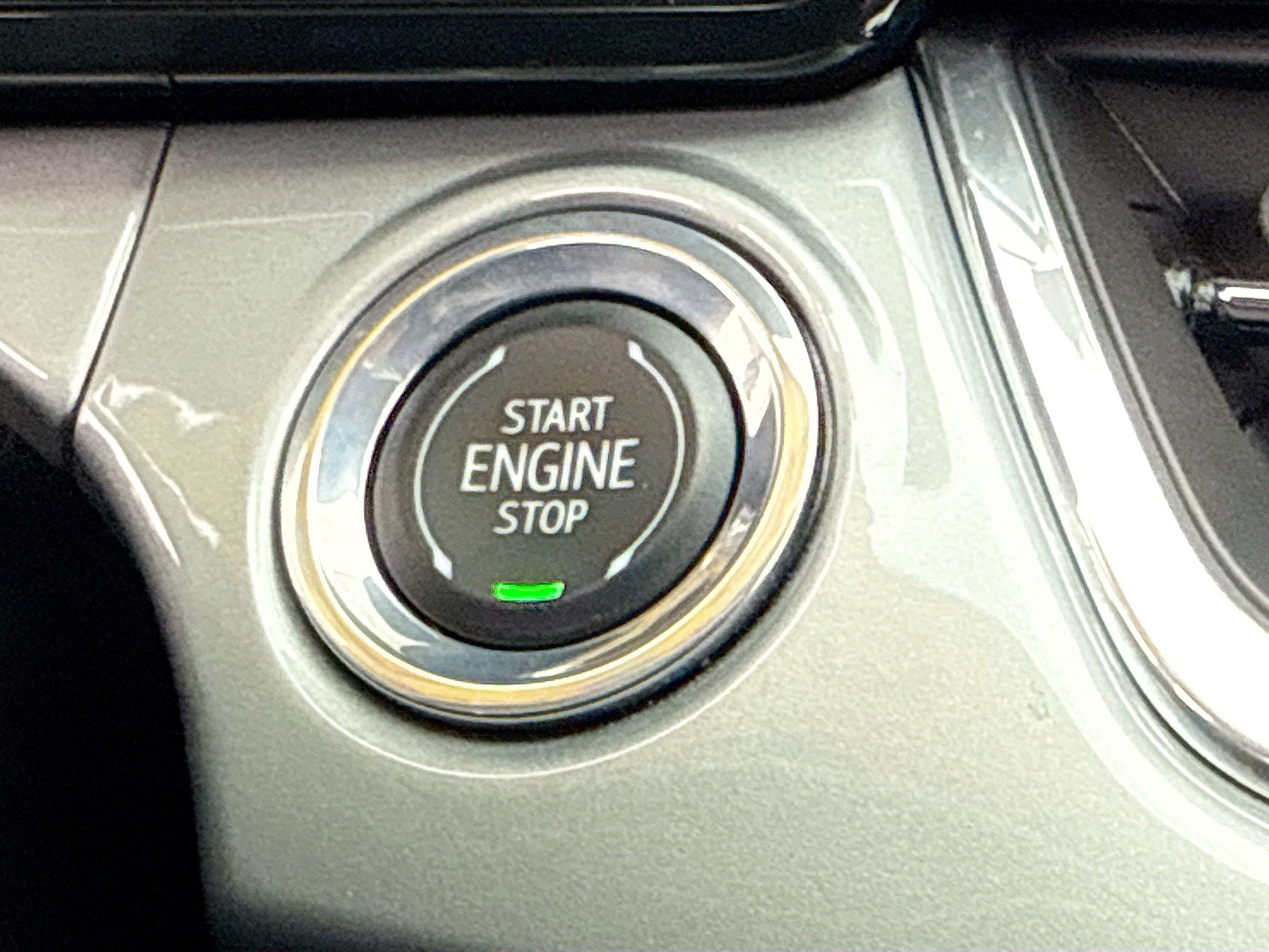 Used 2024 Chevrolet Trax LT w/ Driver Confidence Package image 9