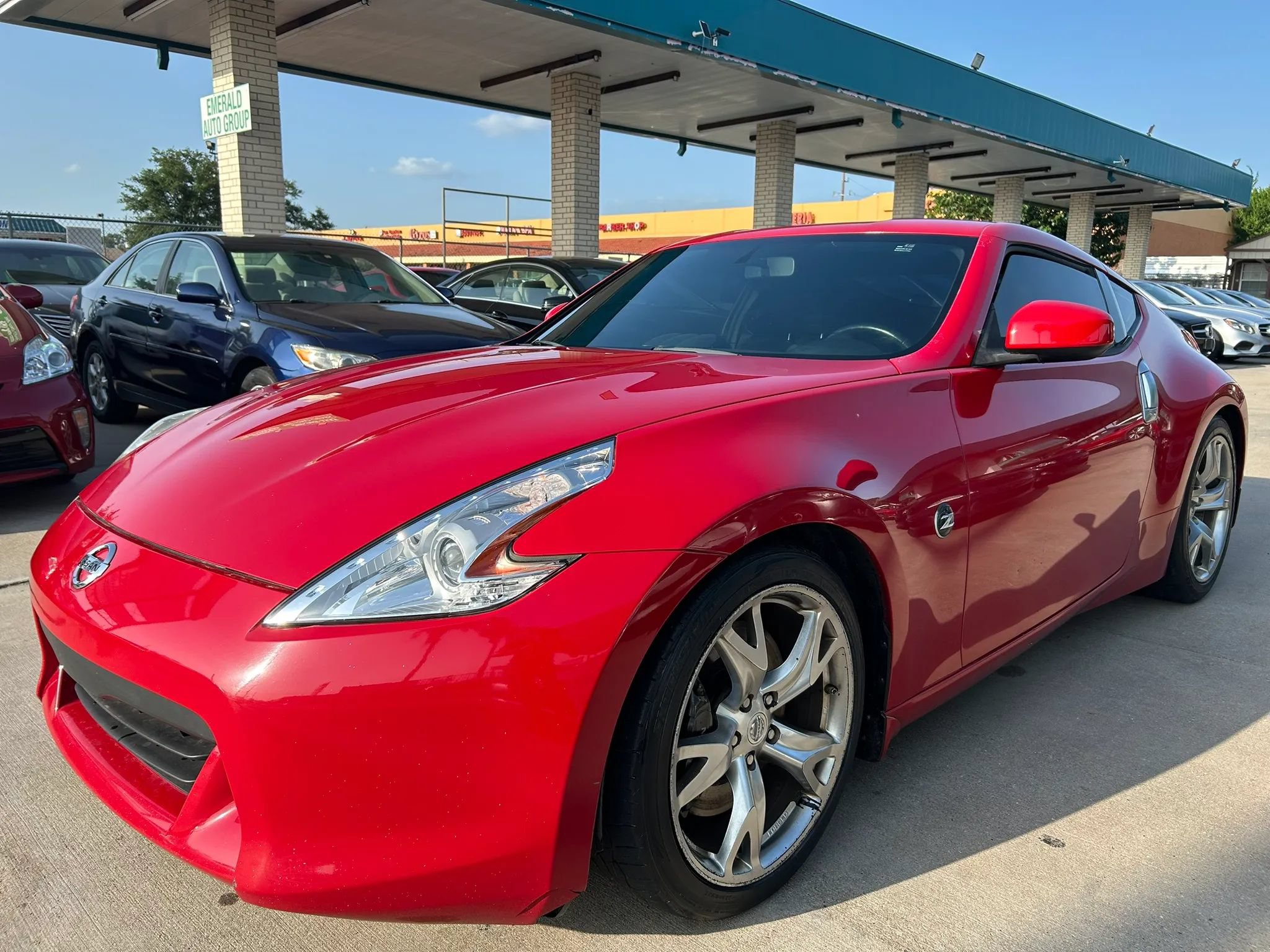 Used 2009 Nissan 370Z Coupe w/ Sport Pkg RWD image 1