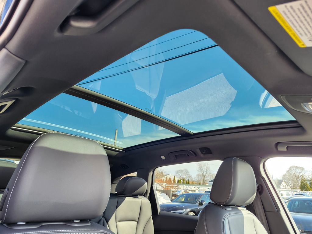 Certified 2025 Audi Q7 3.0T Premium Plus image 13