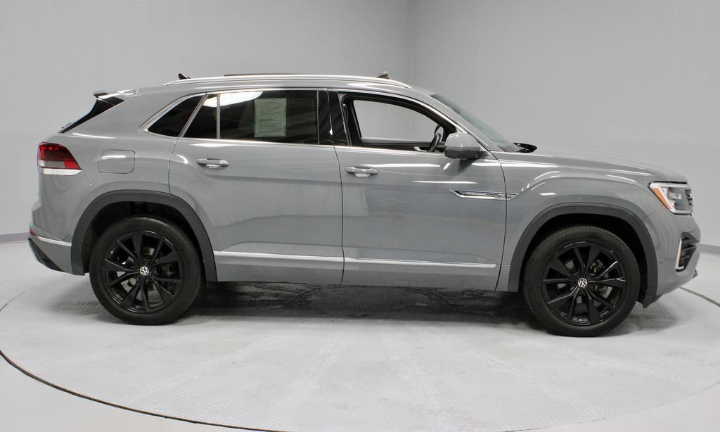 Used 2024 Volkswagen Atlas Cross Sport SEL Premium R-Line AWD/4WD image 7
