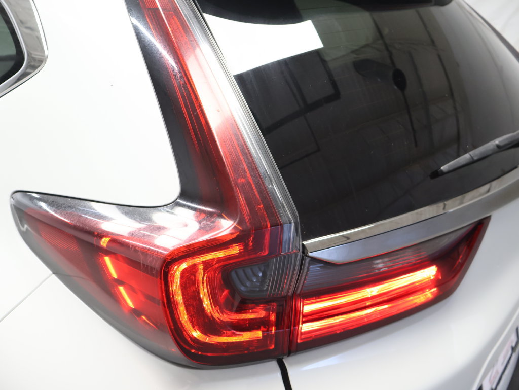 Used 2022 Honda CR-V Touring image 32